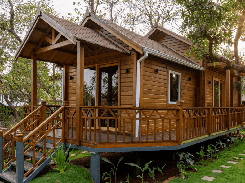 canadian Pinewood resorts manufacturer