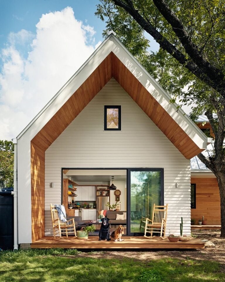 Luxury Farmhouse vs Villa